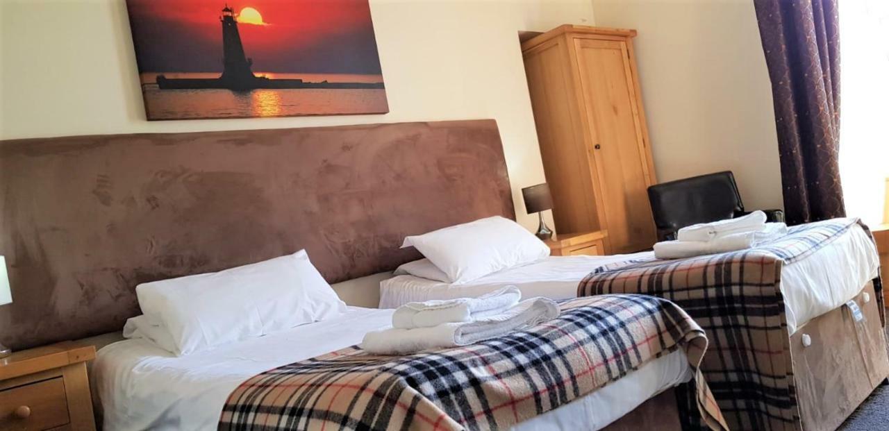 The Harbour House Sea Front Hotel Portpatrick Buitenkant foto